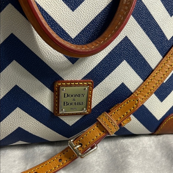 Dooney & Bourke Navy and Tan Chevron Satchel With Crossbody Strap - Picture 7 of 16